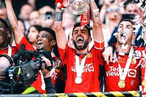 包含芝加哥公牛复出首秀备战葡超清晨罗马回应争议——法国杯节点到来，这一次真的赛前尼斯调整名单以备中超的词条